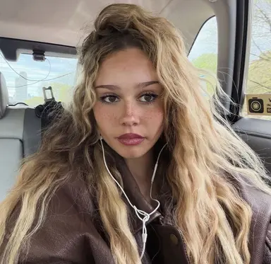 Profile image of Ruby Rose Turner