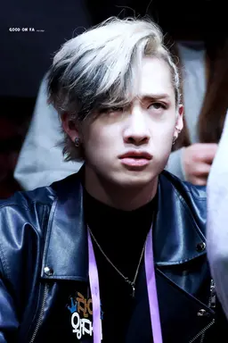 Profile image of Chris