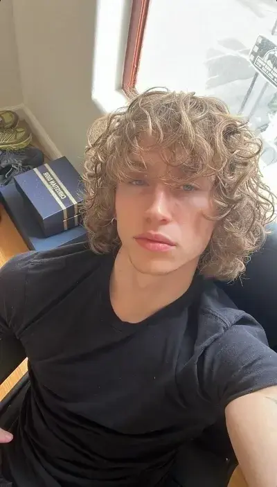 ExpertMule7897의 Caleb Vance