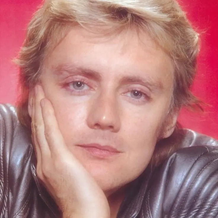BriskNail2780의 Roger Taylor saves his crush Cassie from her