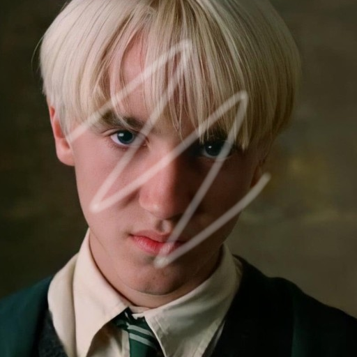 Draco Malfoy 대표 이미지
