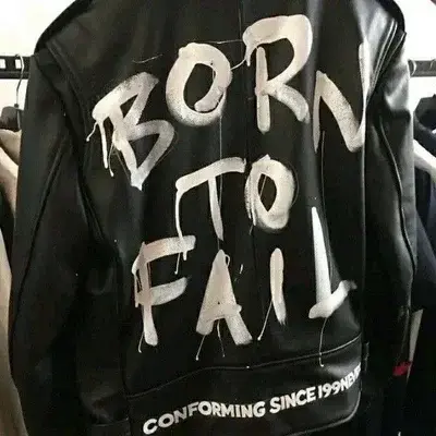 TamestJoke1494의 Caleb Vance