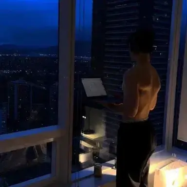 Profile image of Julian Blackwood