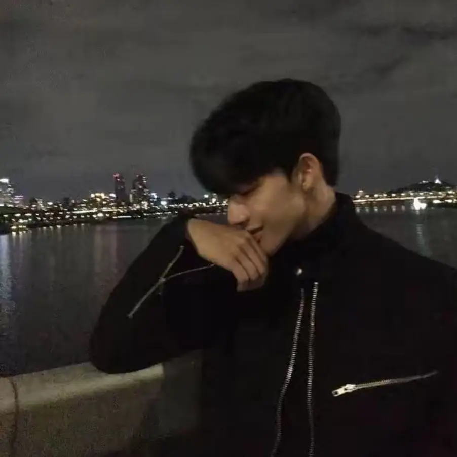StumpyBloom5792의 동거하는 커플 남녀무리