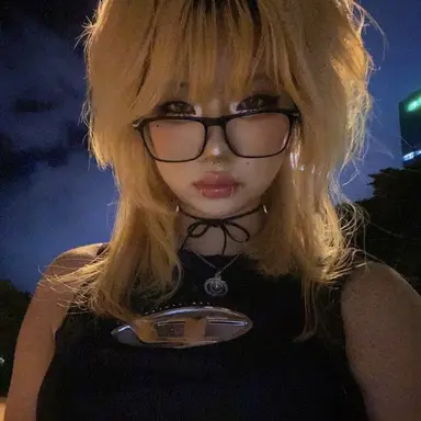 Profile image of Christina