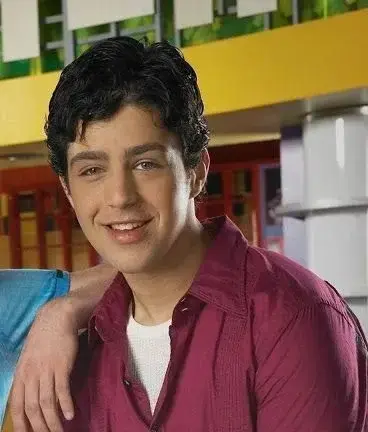 CherryHoist0879의 Josh Nichols