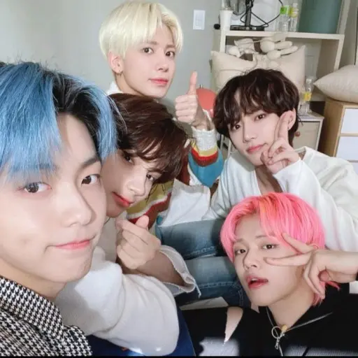 txt_moa2019의 TXT멤버들이 날 납치했다