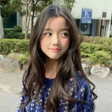 Profile image of Lily