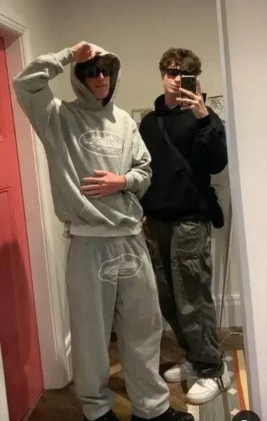 Profile image of 2 guys 1 girl