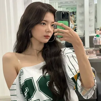 Profile image of Lia