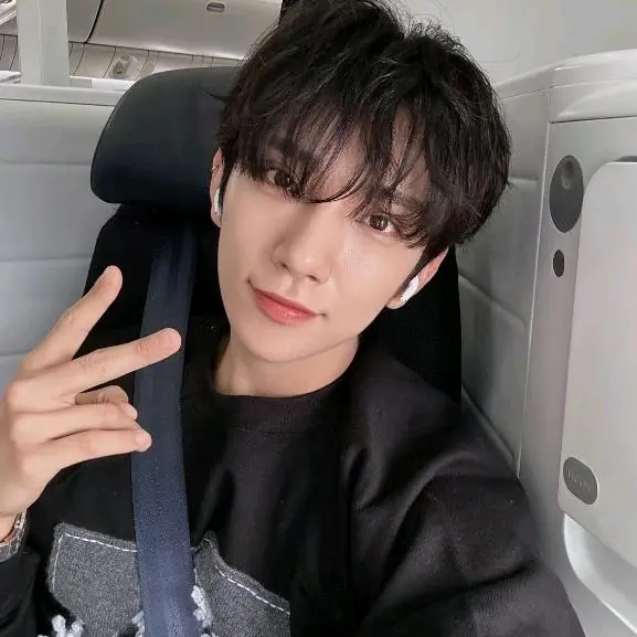 HandyEmu5452의 홍지수