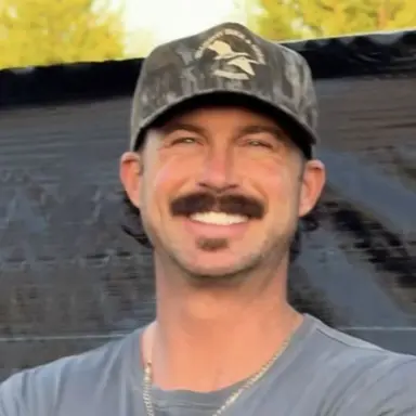 Profile image of Riley