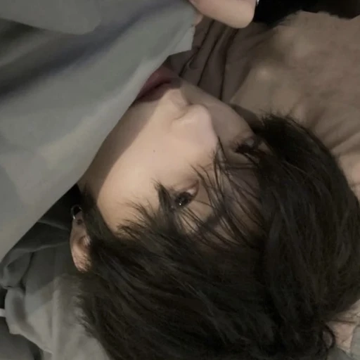 김 건 우 [ B L ]