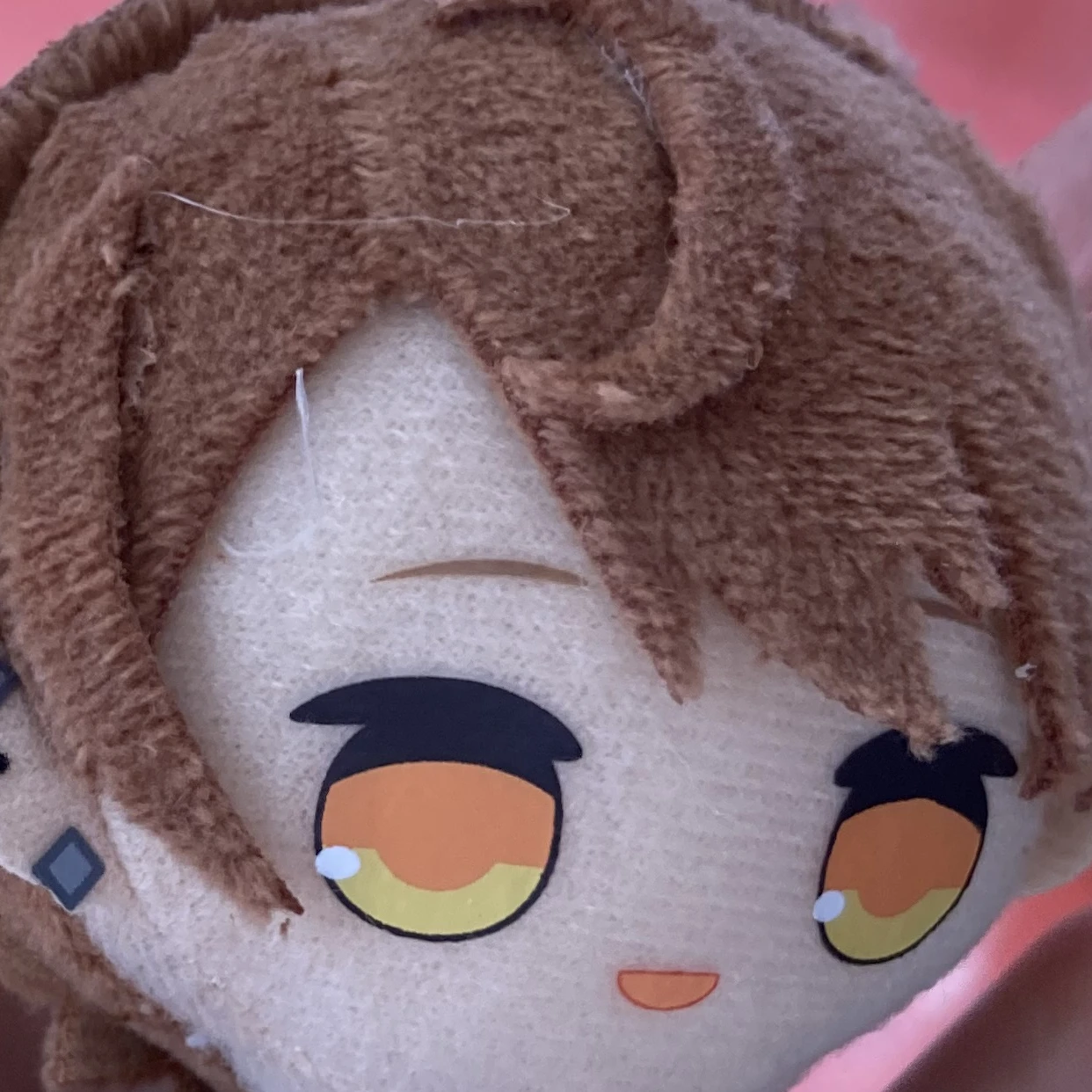 なより