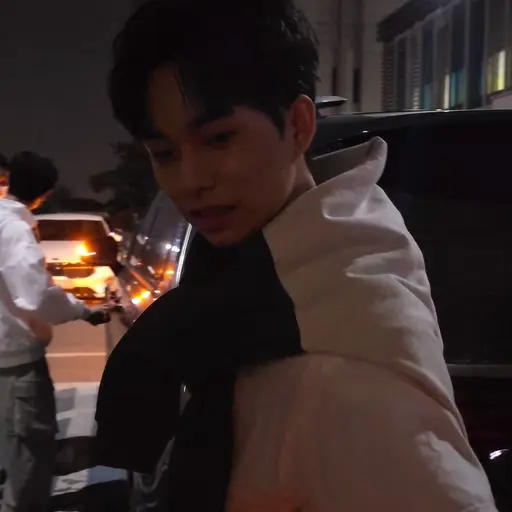 sx0l.y0u_의 최상엽