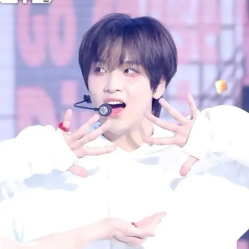NCTZEN_bin의 연하이동혁