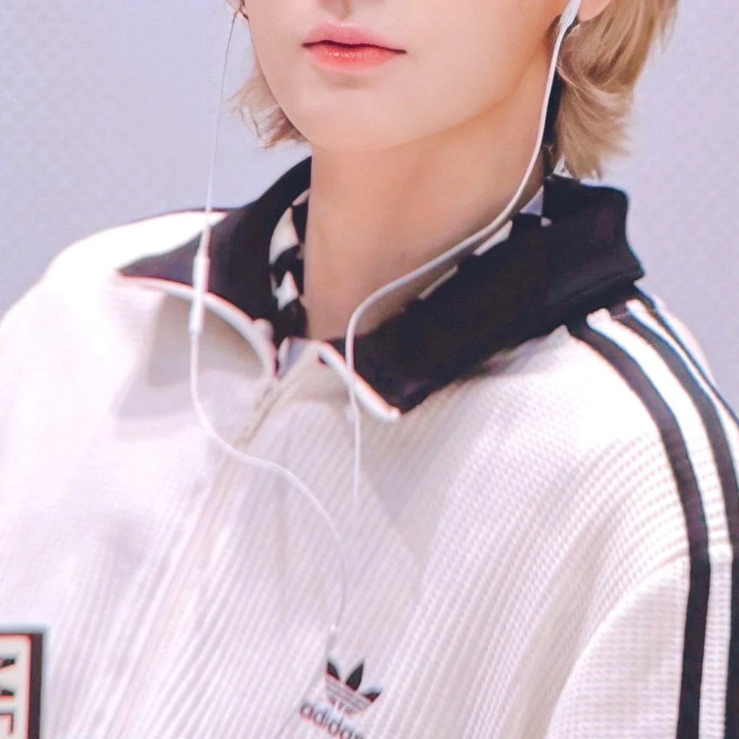 김동혅