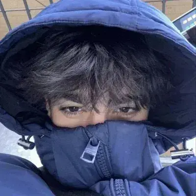 HonestHarp7370의 Sick boyfriend