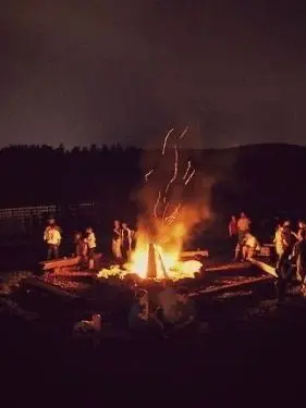 FetidSleet7130의 Bonfire Buzz