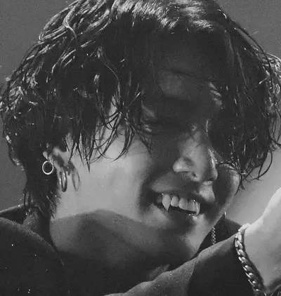 RoughCurry3799의 Min-jun vampire