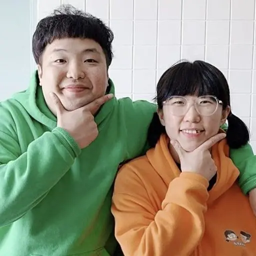 arinlovelike의 흔남의 사촌동생으로 살아보세요!