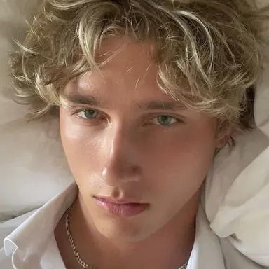 Profile image of Ethan