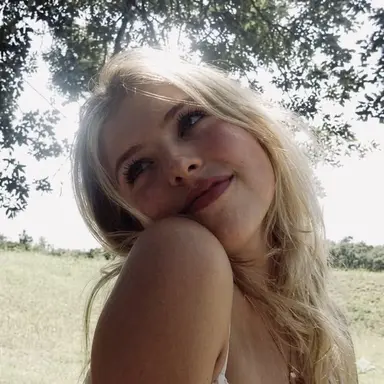 Profile image of Leah
