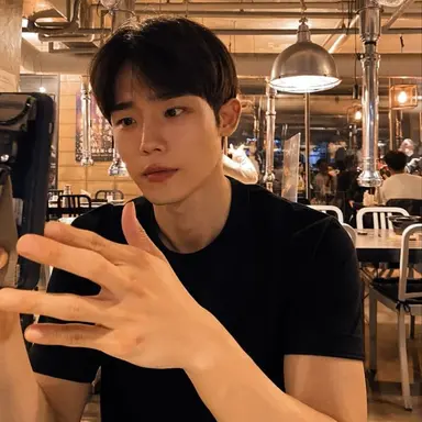 Profile image of Andrew