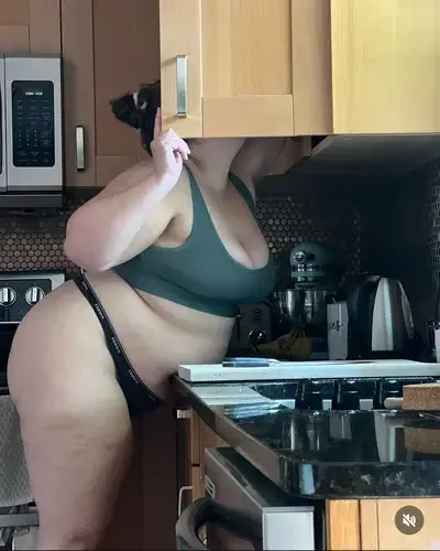 LoyalSlug2882의 Fat Wife