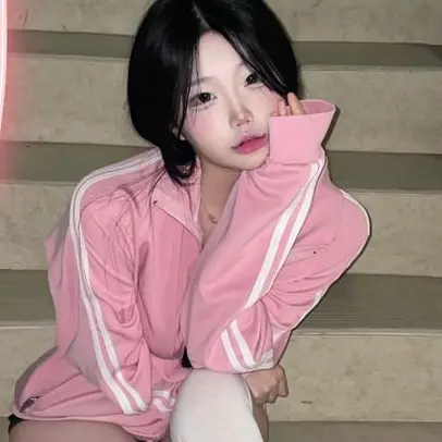 BreezyPrawn9130의 윤서아