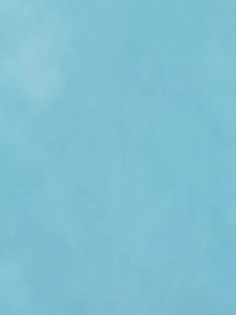 YoungBroth5957의 No.1ホストのイヴァンくん