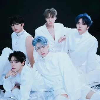 원어스