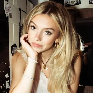 Profile image of Lottie
