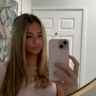 Profile image of Lia