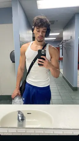 Profile image of Lucas Brooks