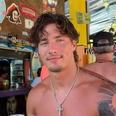 Profile image of Lawrence Stratton