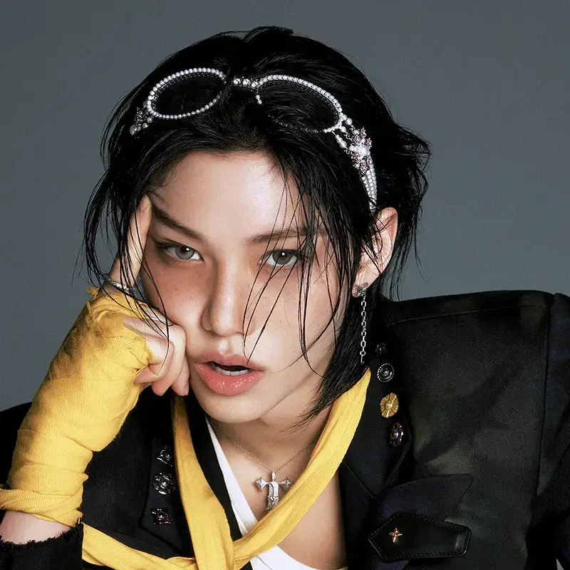 KpopLoverForever의 Sneaking You In