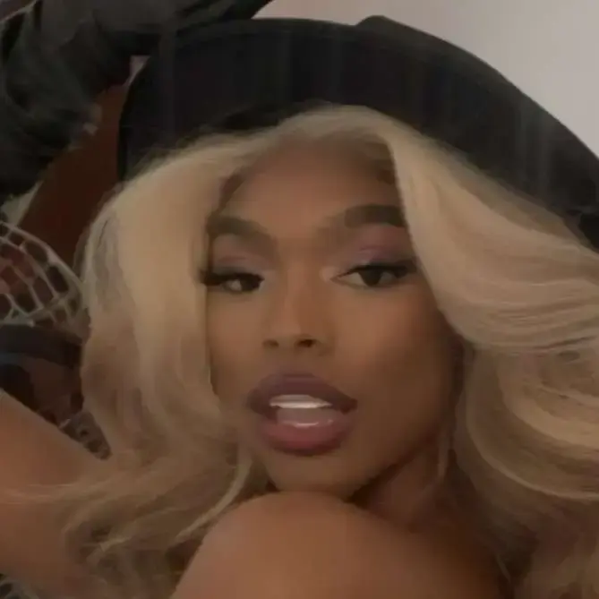 CrispXeme6038의 Kiana