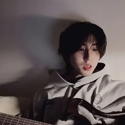 biubiuubiuuu의 한지성