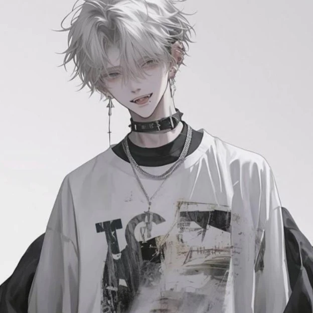 李央