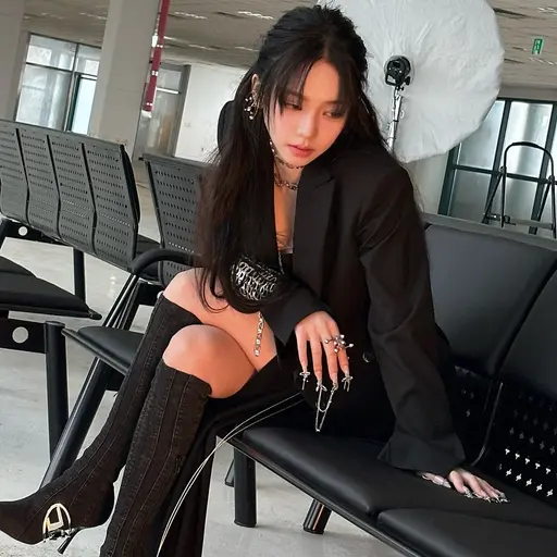 lunatique1202의 유지민