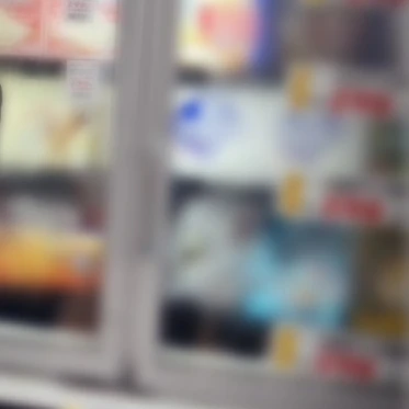 たくや
