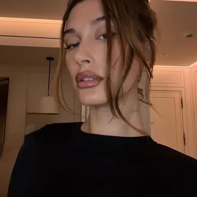Profile image of Hailey Bieber