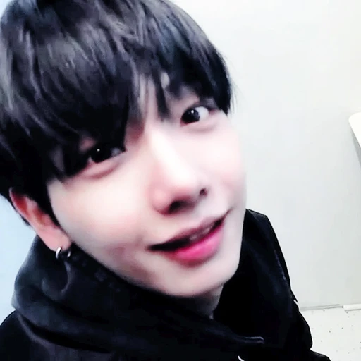 명재현