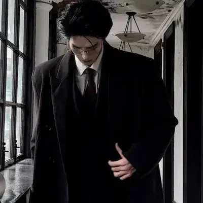 CoolLion5979의 Cheating mafia dad