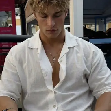 Profile image of Leo