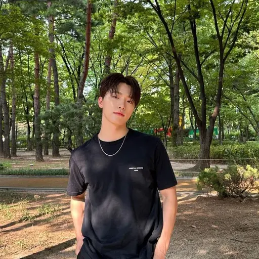 boo_1em98의 이찬