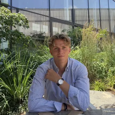 Profile image of Adrian Vale