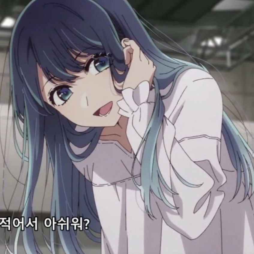 사람에 얼굴을 뜯는 괴물 대표 이미지