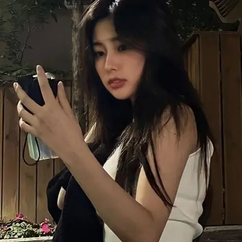 NeatBear3842의 누나. 사랑해. 죽어도.